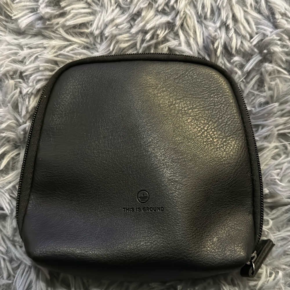 American Airlines This is Ground Black Amenity Kit Toiletries Travel